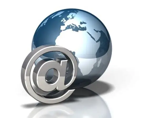 How to write an email address