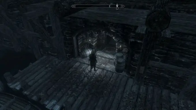 Entrance to the Rat Hole in Riften