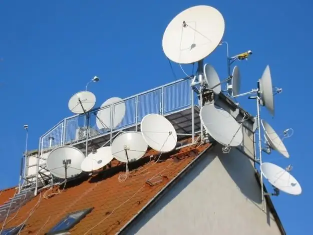 So verbinden Sie Satellitenfernsehen und das Internet