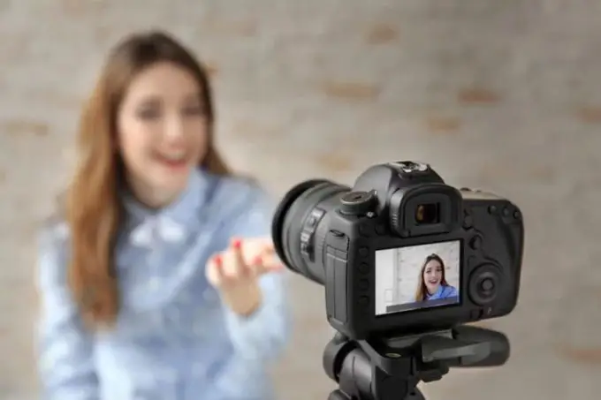 Hvordan bliver jeg en videoblogger? Trin-for-trin instruktion