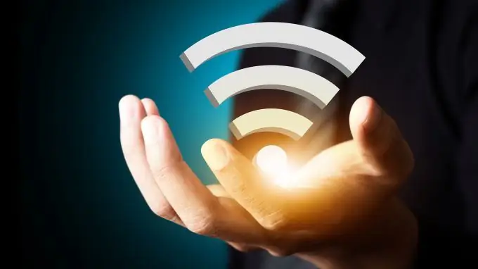 Kuidas WiFi kaudu parooli arvuti kaudu teada saada